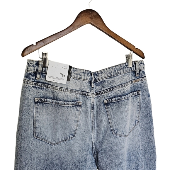 KanCan distressed acid wash relaxed fit denim jeans NWT - Picture 8 of 15